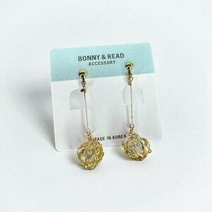 ✨ Bonny & Read Clip-On Earrings | No Piercing | Korean-Made Minimalist | NWOT